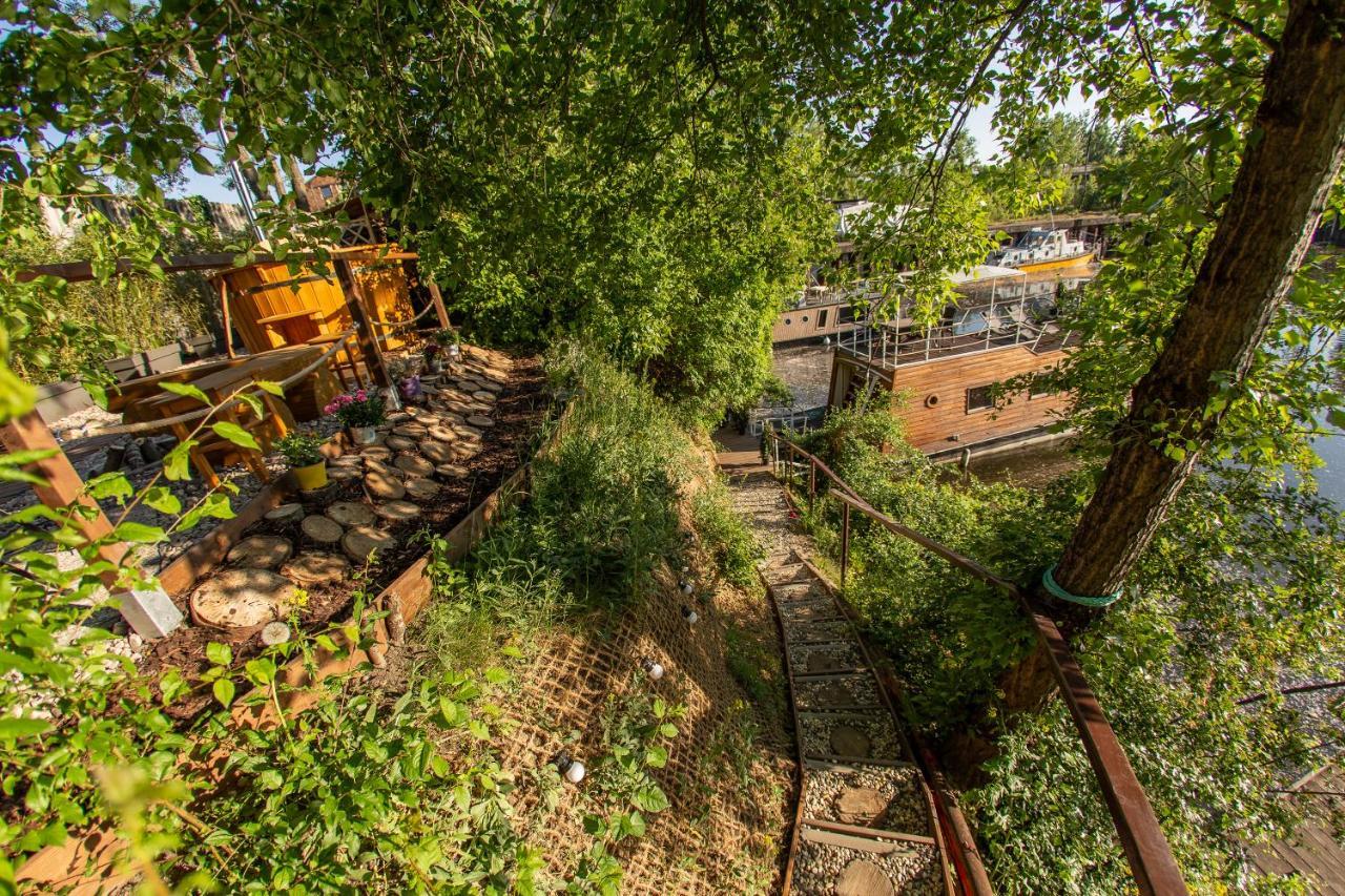 ホテル Prague Bay Houseboats エクステリア 写真