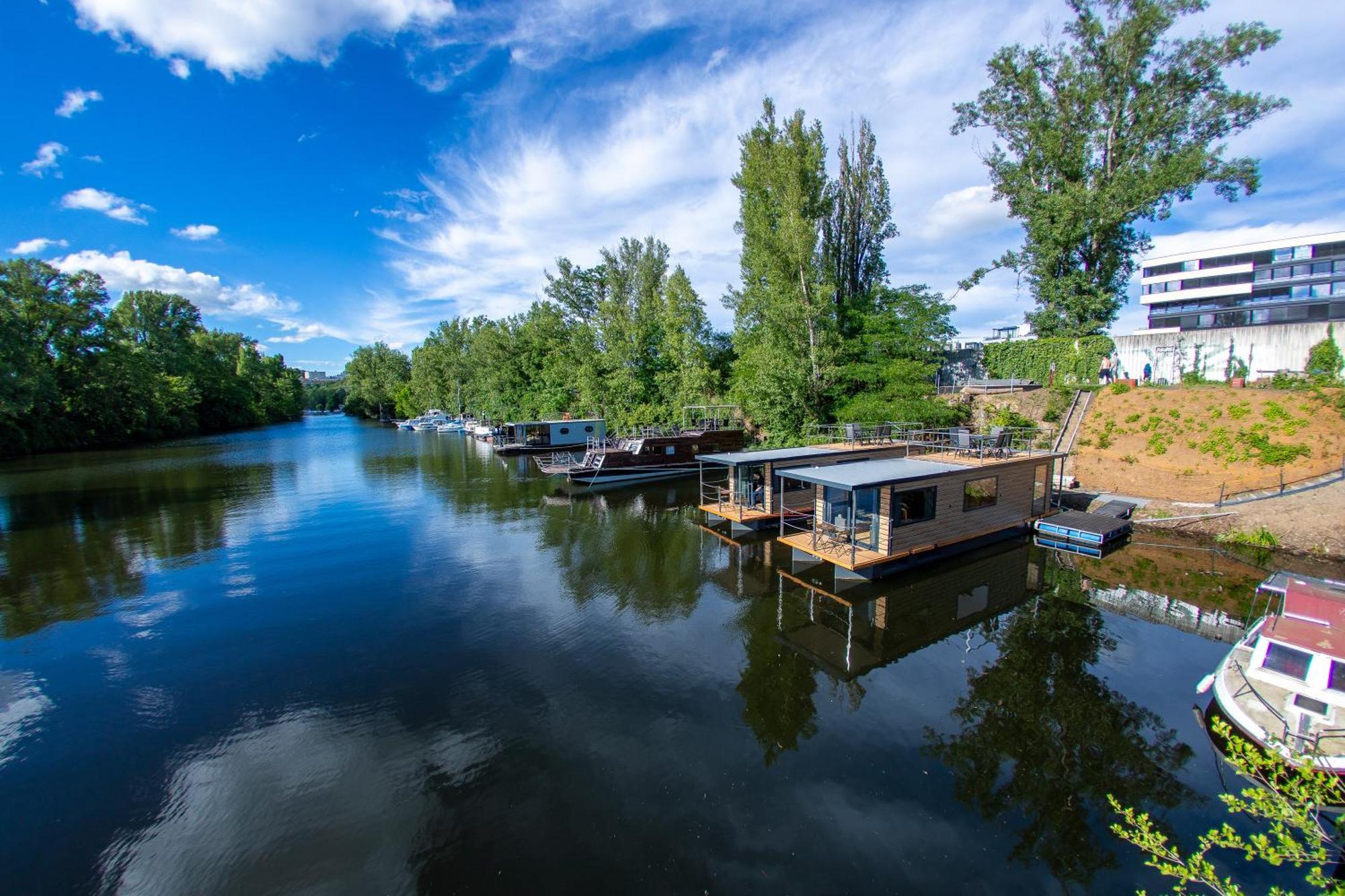 ホテル Prague Bay Houseboats エクステリア 写真