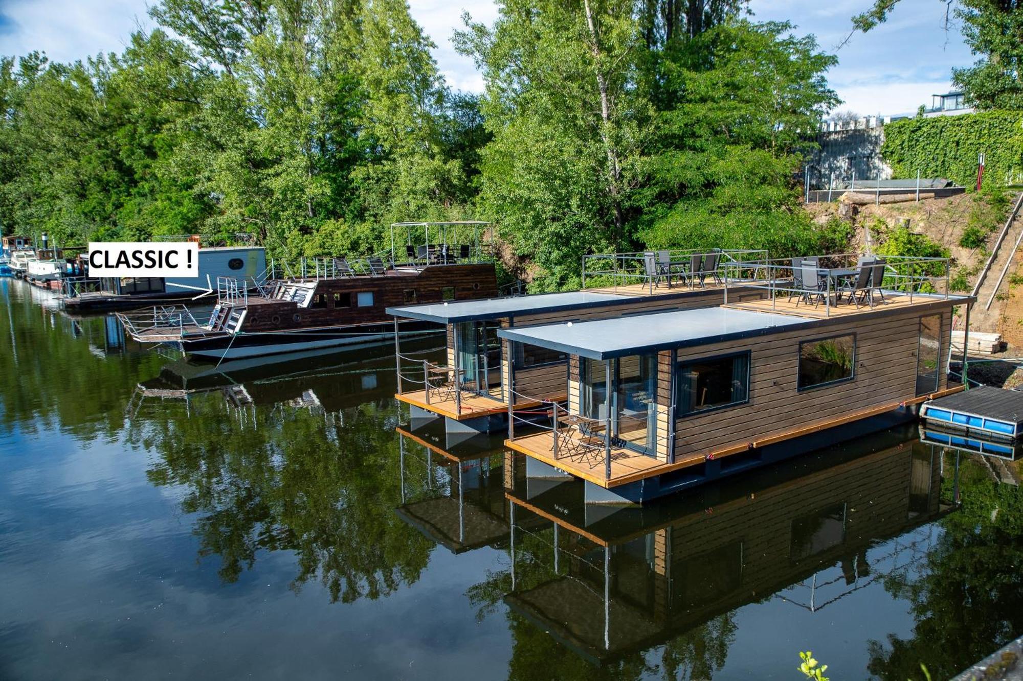 ホテル Prague Bay Houseboats エクステリア 写真