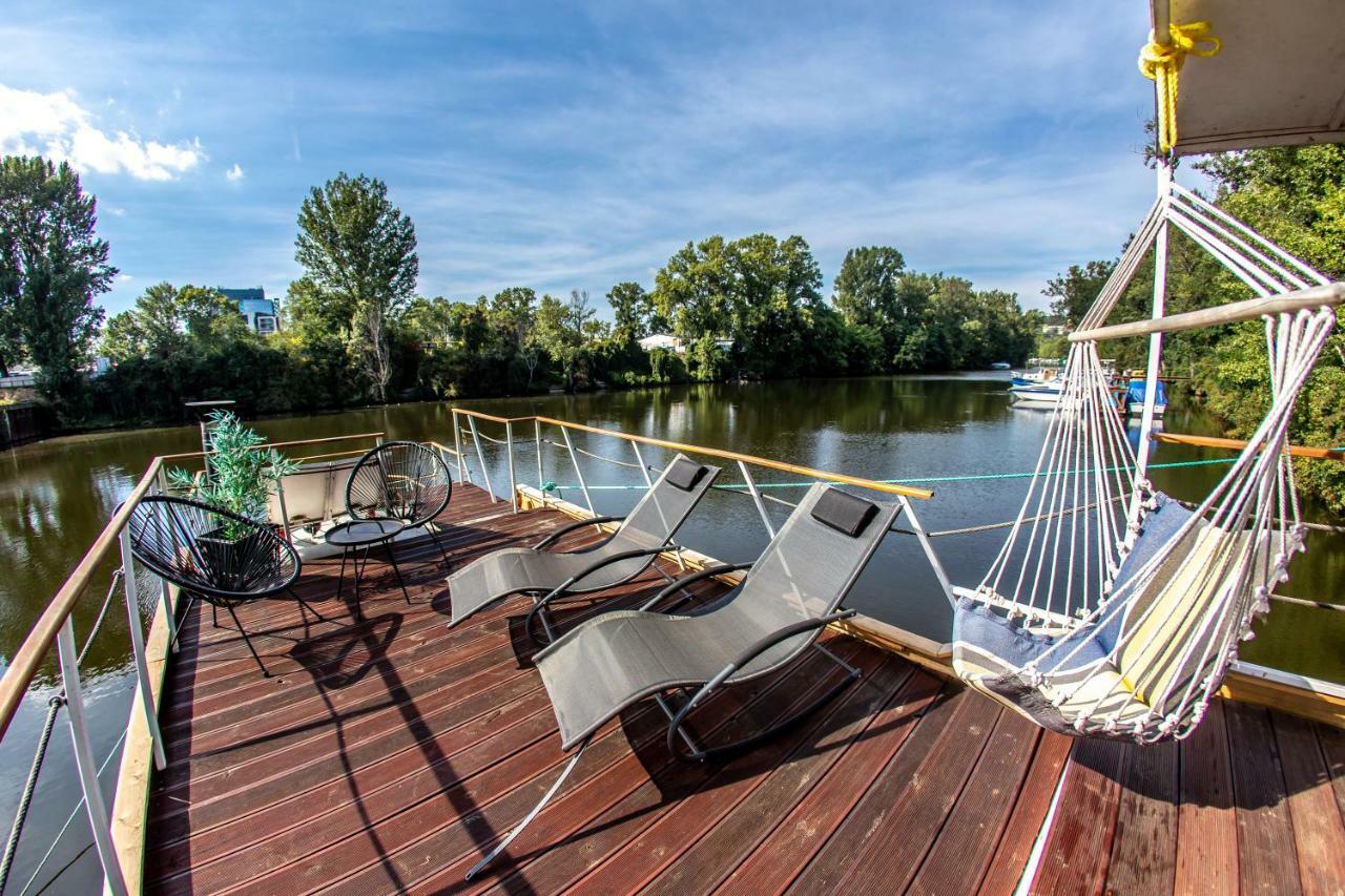 ホテル Prague Bay Houseboats エクステリア 写真